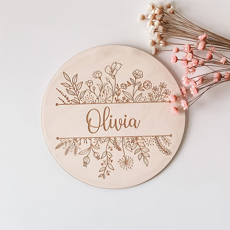 Personalized Floral Engraved N - Baby Nursery Name Sign recension och pris