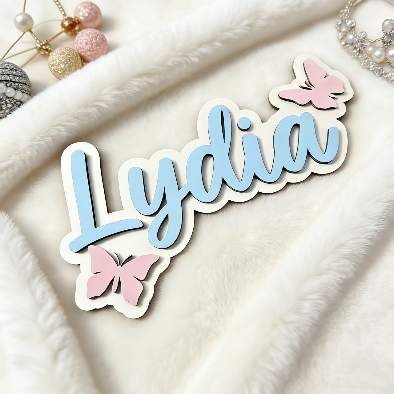 Personalized Blue & Pink Butte - Baby Nursery Name Sign recension och pris