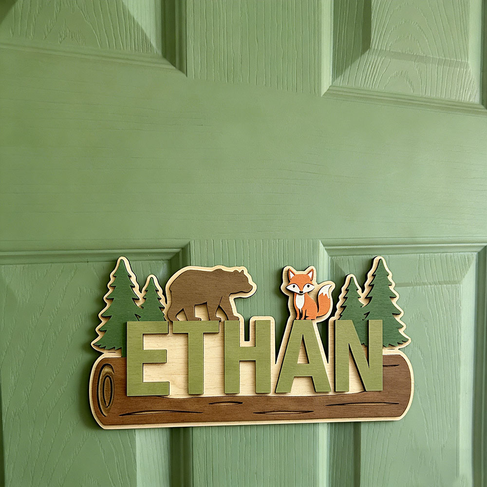 Woodland Forest Animal Persona - Baby Nursery Name Sign recension och pris